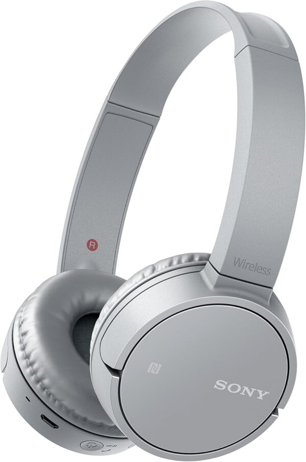 Sony headphones - Image 2